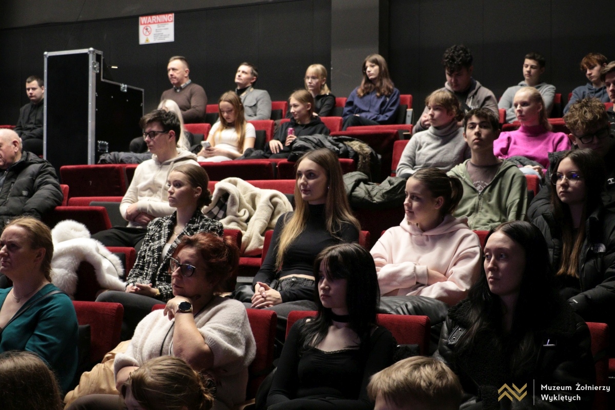 Narodowy Dzień Pamięci Żołnierzy Wyklętych - dzień pierwszy [28.02.2025] - zdjęcie #22 - eOstroleka.pl