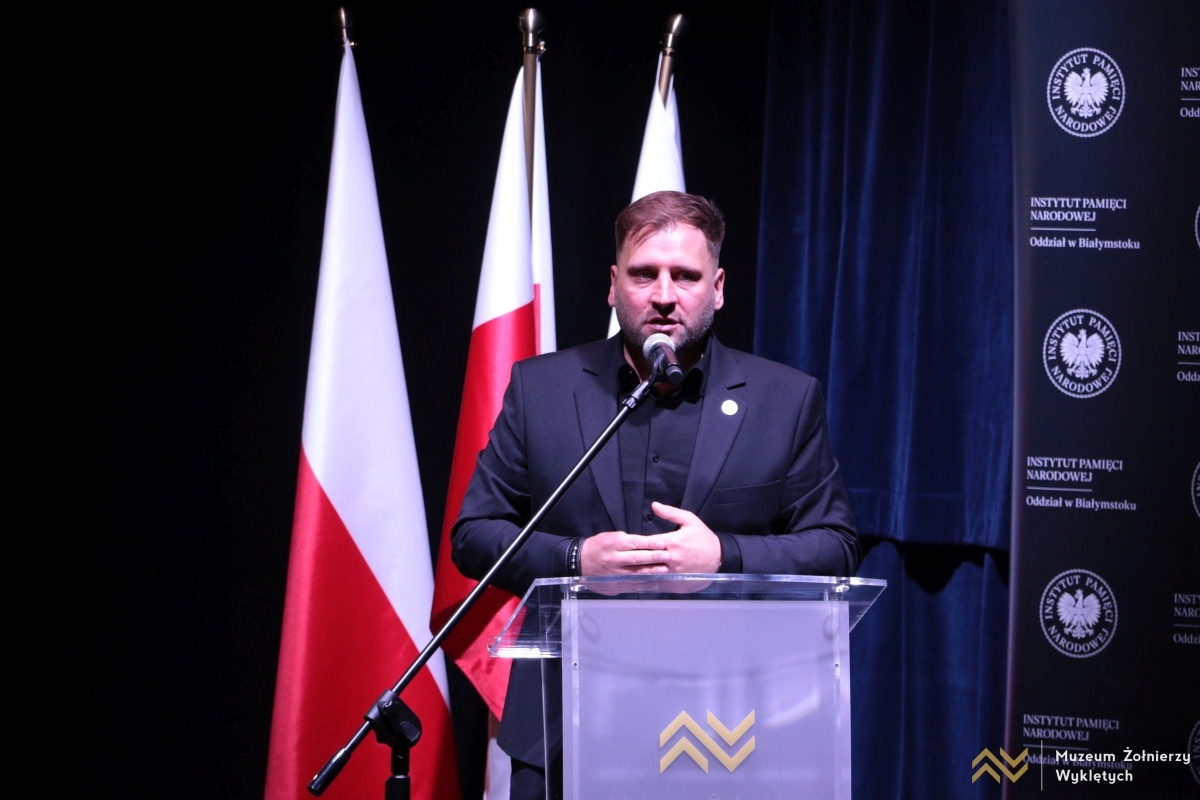 Narodowy Dzień Pamięci Żołnierzy Wyklętych - dzień pierwszy [28.02.2025] - zdjęcie #16 - eOstroleka.pl