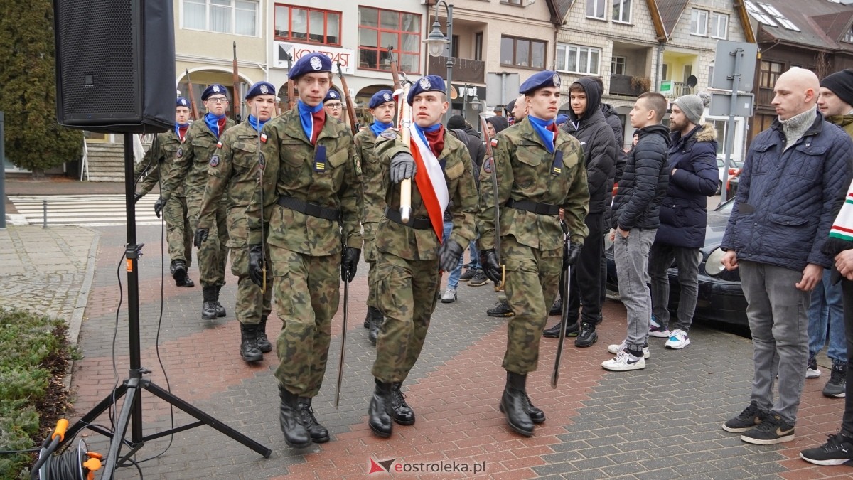 Narodowy Dzień Pamięci Żołnierzy Wyklętych - uroczystości pod pomnikiem Ofiar Terroru Komunistycznego [01.03.2025] - zdjęcie #160 - eOstroleka.pl
