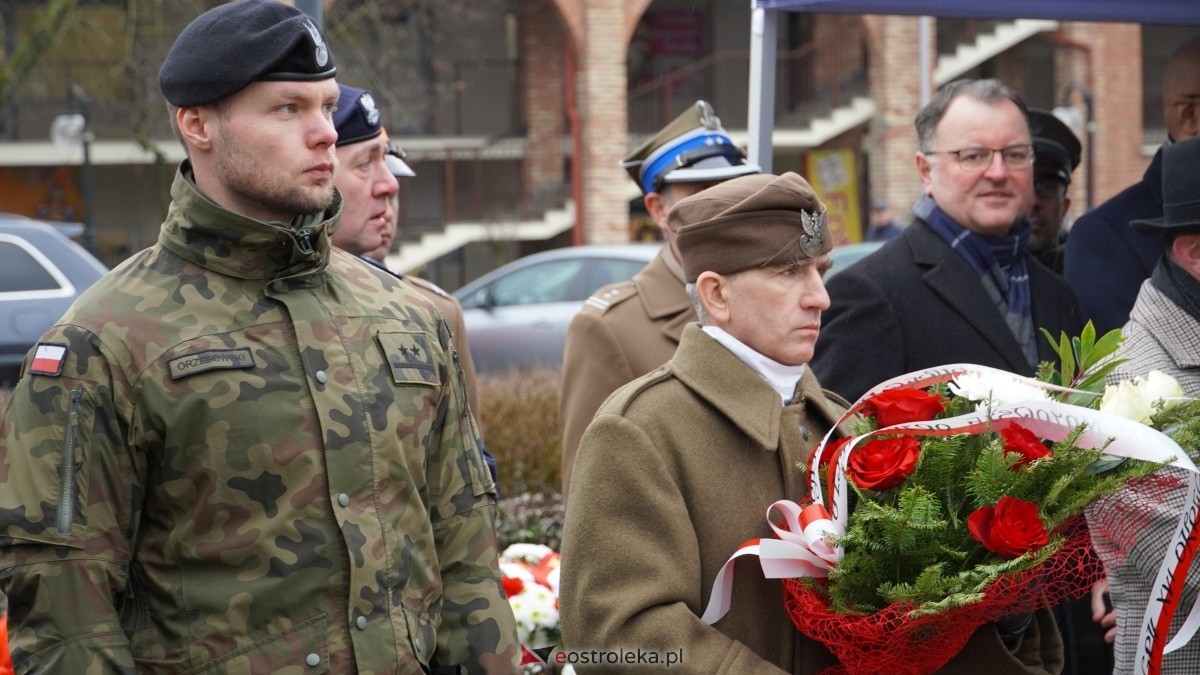 Narodowy Dzień Pamięci Żołnierzy Wyklętych - uroczystości pod pomnikiem Ofiar Terroru Komunistycznego [01.03.2025] - zdjęcie #145 - eOstroleka.pl