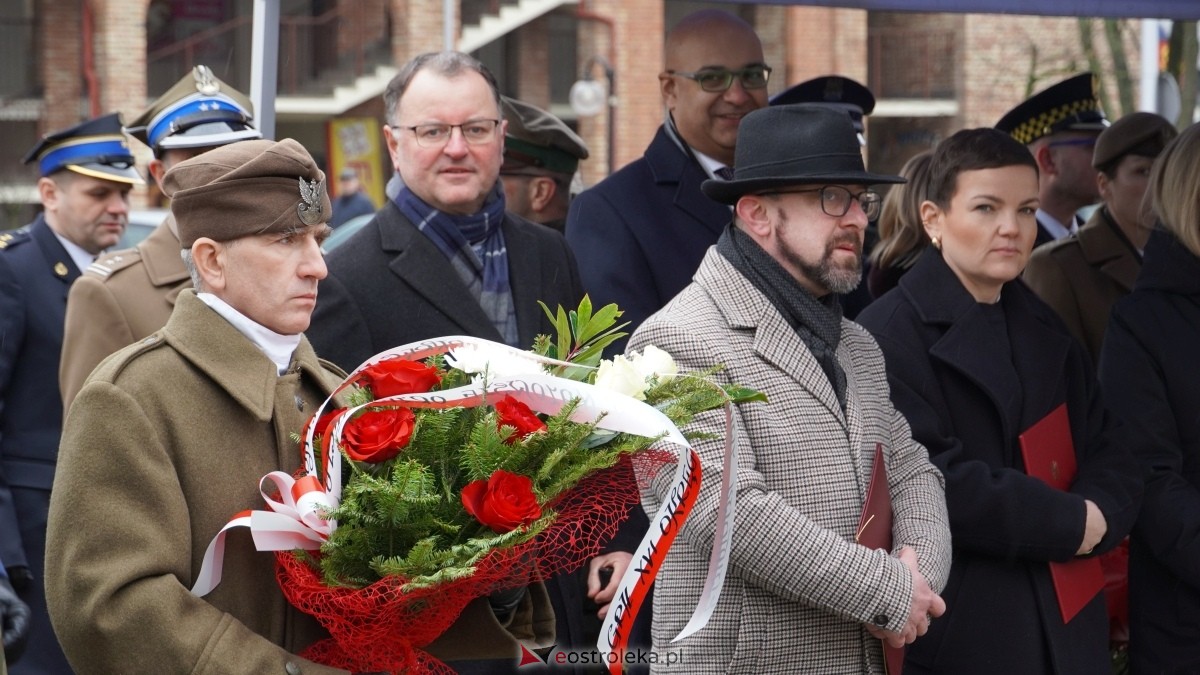 Narodowy Dzień Pamięci Żołnierzy Wyklętych - uroczystości pod pomnikiem Ofiar Terroru Komunistycznego [01.03.2025] - zdjęcie #144 - eOstroleka.pl