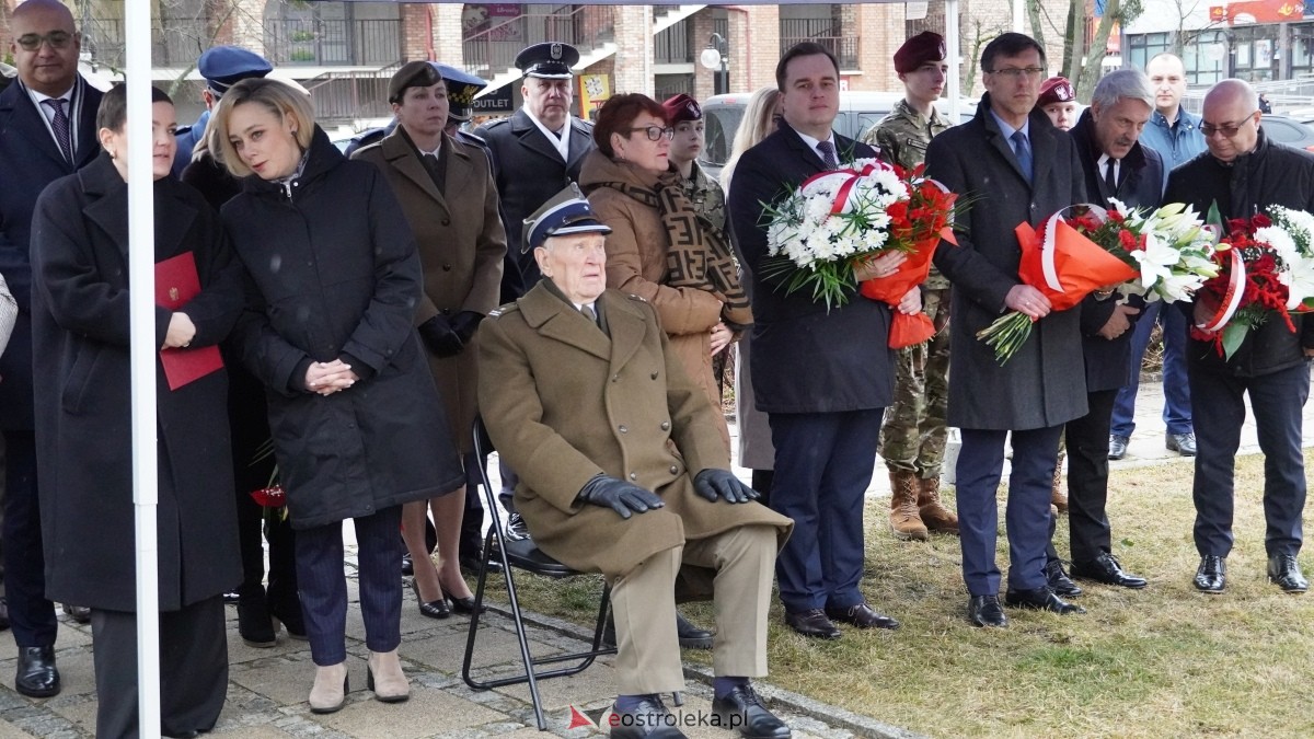 Narodowy Dzień Pamięci Żołnierzy Wyklętych - uroczystości pod pomnikiem Ofiar Terroru Komunistycznego [01.03.2025] - zdjęcie #142 - eOstroleka.pl