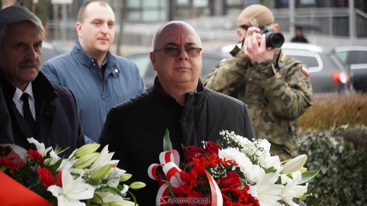Narodowy Dzień Pamięci Żołnierzy Wyklętych - uroczystości pod pomnikiem Ofiar Terroru Komunistycznego [01.03.2025] - zdjęcie #139 - eOstroleka.pl