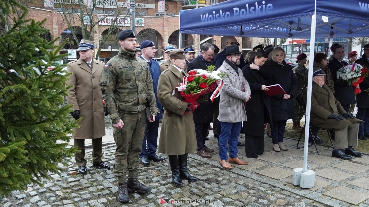 Narodowy Dzień Pamięci Żołnierzy Wyklętych - uroczystości pod pomnikiem Ofiar Terroru Komunistycznego [01.03.2025] - zdjęcie #129 - eOstroleka.pl