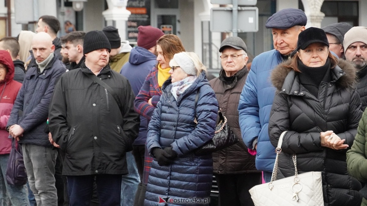 Narodowy Dzień Pamięci Żołnierzy Wyklętych - uroczystości pod pomnikiem Ofiar Terroru Komunistycznego [01.03.2025] - zdjęcie #123 - eOstroleka.pl