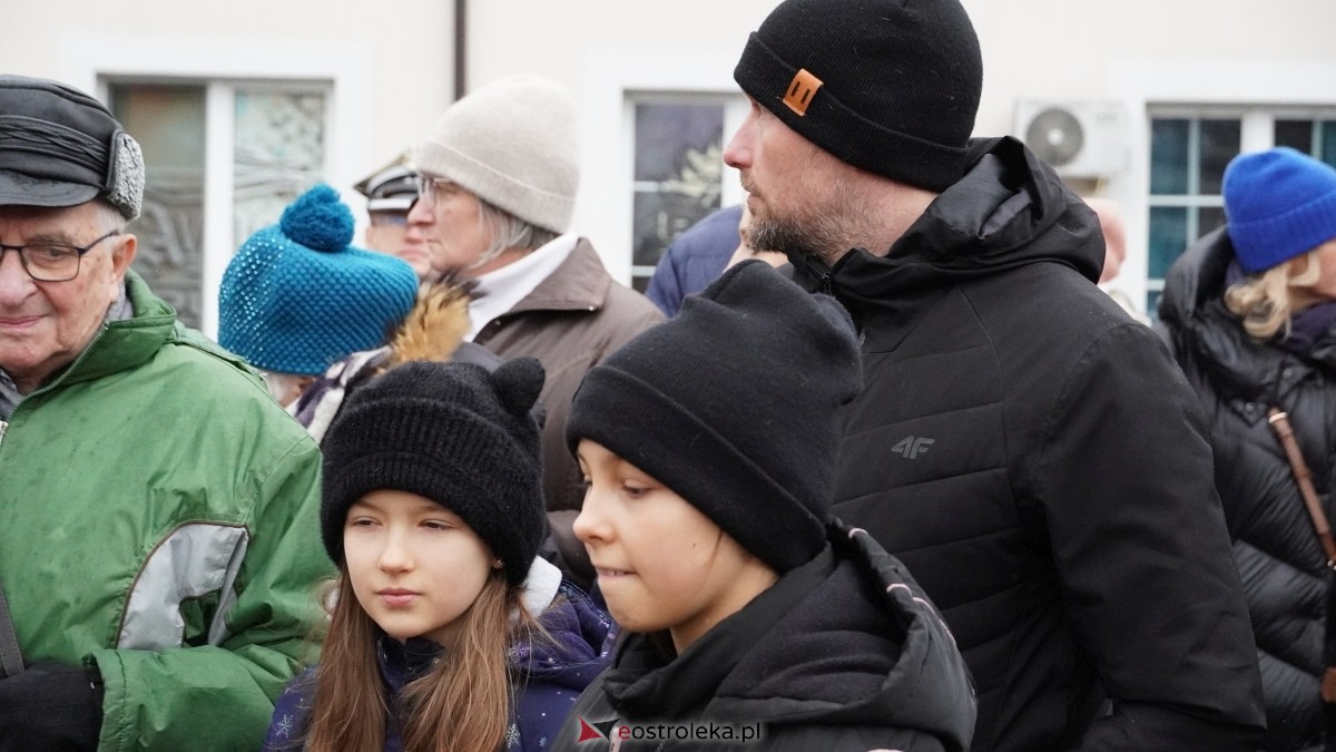 Narodowy Dzień Pamięci Żołnierzy Wyklętych - uroczystości pod pomnikiem Ofiar Terroru Komunistycznego [01.03.2025] - zdjęcie #119 - eOstroleka.pl