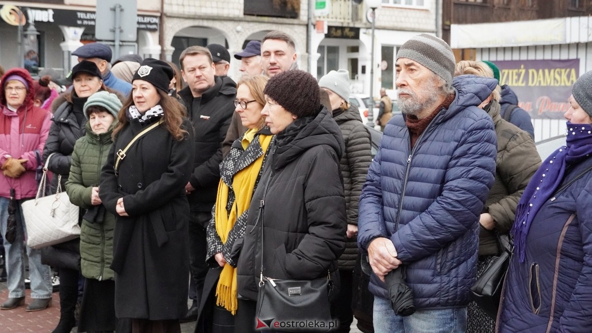 Narodowy Dzień Pamięci Żołnierzy Wyklętych - uroczystości pod pomnikiem Ofiar Terroru Komunistycznego [01.03.2025] - zdjęcie #118 - eOstroleka.pl