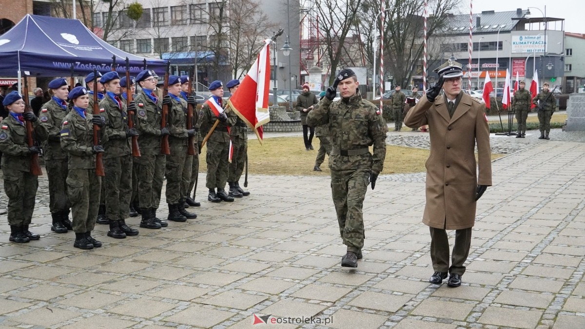 Narodowy Dzień Pamięci Żołnierzy Wyklętych - uroczystości pod pomnikiem Ofiar Terroru Komunistycznego [01.03.2025] - zdjęcie #108 - eOstroleka.pl