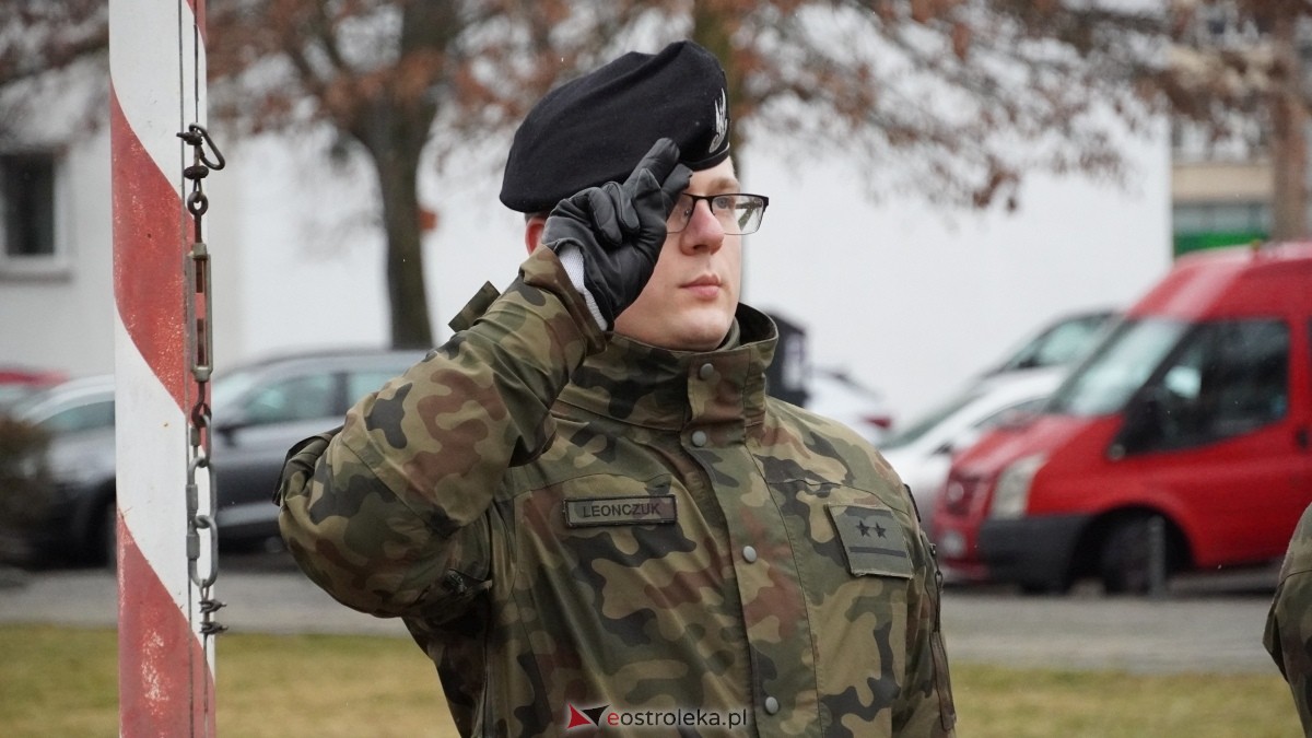 Narodowy Dzień Pamięci Żołnierzy Wyklętych - uroczystości pod pomnikiem Ofiar Terroru Komunistycznego [01.03.2025] - zdjęcie #102 - eOstroleka.pl