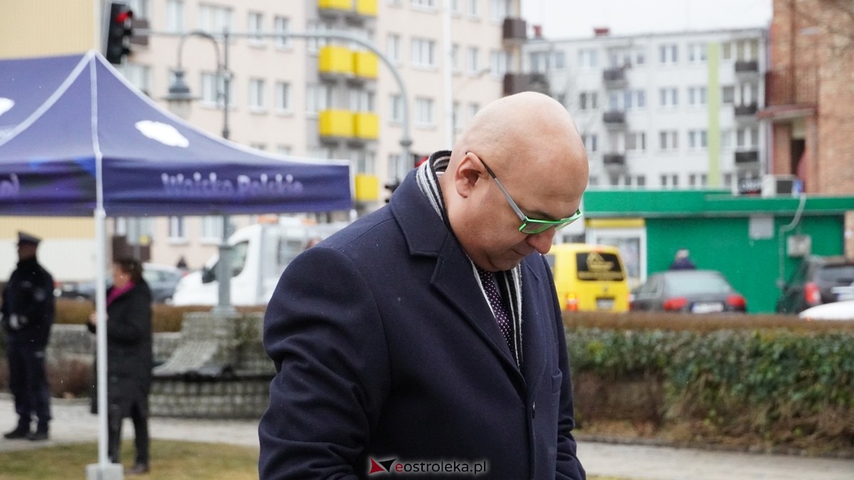 Narodowy Dzień Pamięci Żołnierzy Wyklętych - uroczystości pod pomnikiem Ofiar Terroru Komunistycznego [01.03.2025] - zdjęcie #50 - eOstroleka.pl