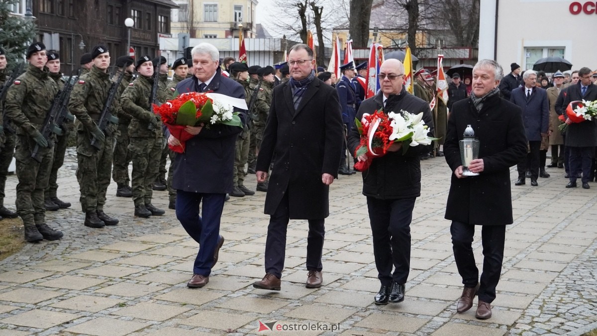 Narodowy Dzień Pamięci Żołnierzy Wyklętych - uroczystości pod pomnikiem Ofiar Terroru Komunistycznego [01.03.2025] - zdjęcie #35 - eOstroleka.pl