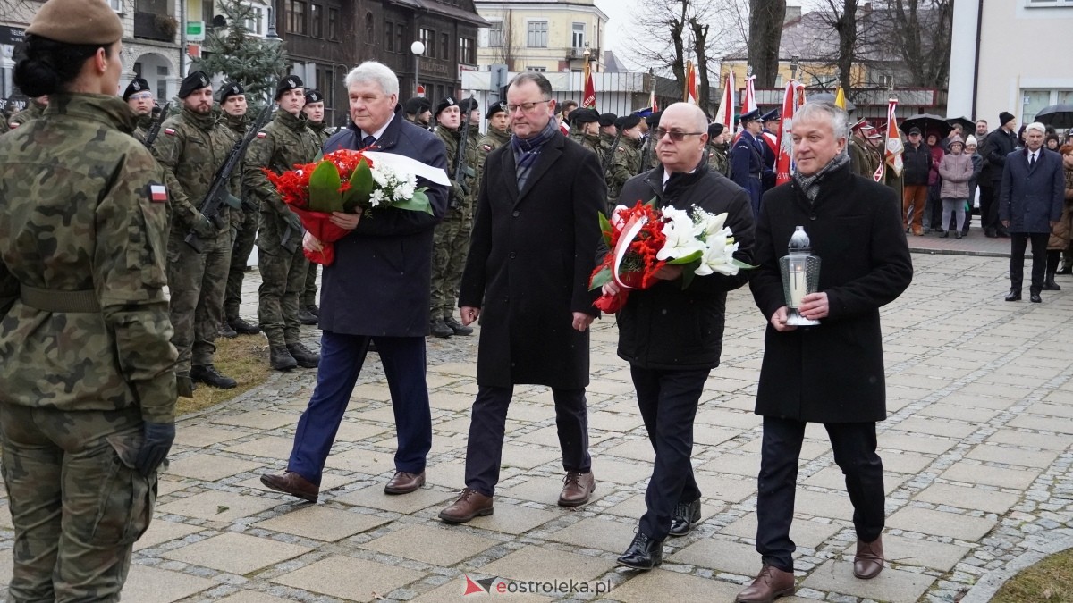 Narodowy Dzień Pamięci Żołnierzy Wyklętych - uroczystości pod pomnikiem Ofiar Terroru Komunistycznego [01.03.2025] - zdjęcie #34 - eOstroleka.pl