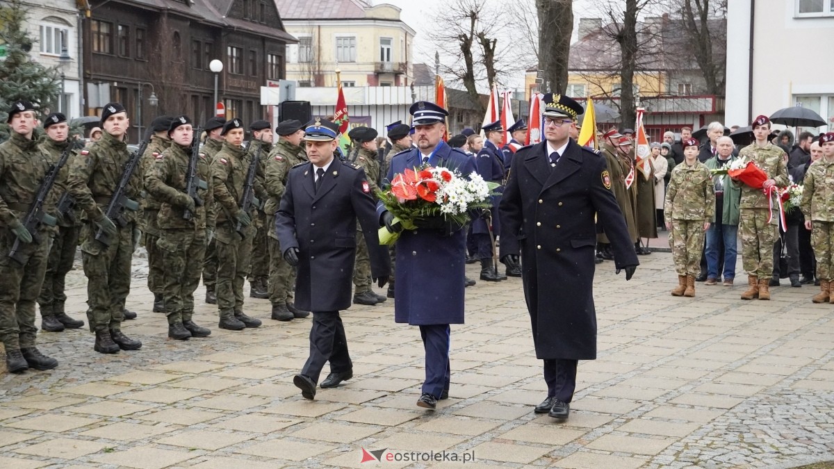 Narodowy Dzień Pamięci Żołnierzy Wyklętych - uroczystości pod pomnikiem Ofiar Terroru Komunistycznego [01.03.2025] - zdjęcie #14 - eOstroleka.pl