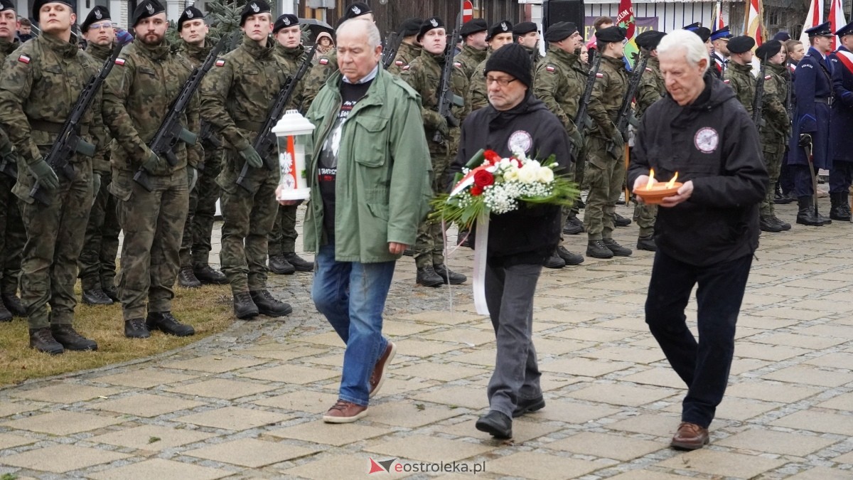 Narodowy Dzień Pamięci Żołnierzy Wyklętych - uroczystości pod pomnikiem Ofiar Terroru Komunistycznego [01.03.2025] - zdjęcie #6 - eOstroleka.pl