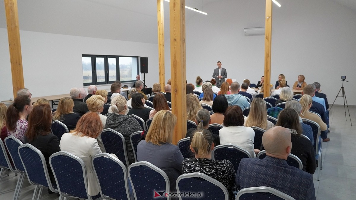 Wiceminister Kultury na spotkaniu w Rzekuniu [01.03.2025] - zdjęcie #26 - eOstroleka.pl