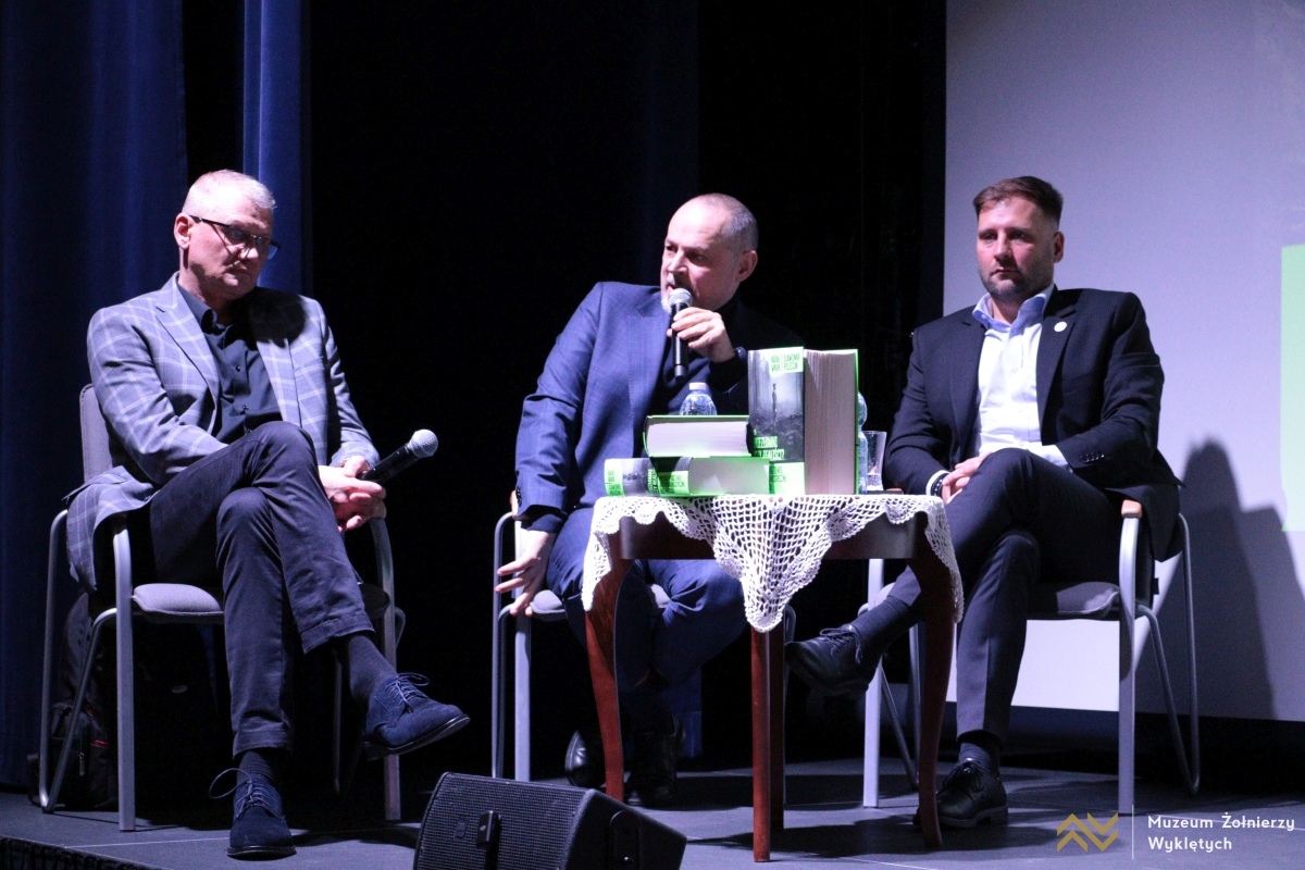 Obchody Narodowego Dnia Pamięci Żołnierzy Wyklętych w MŻW [1.03.2025] - zdjęcie #30 - eOstroleka.pl