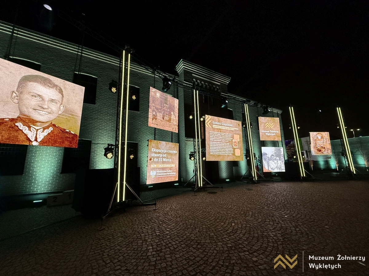 Obchody Narodowego Dnia Pamięci Żołnierzy Wyklętych w MŻW [1.03.2025] - zdjęcie #5 - eOstroleka.pl