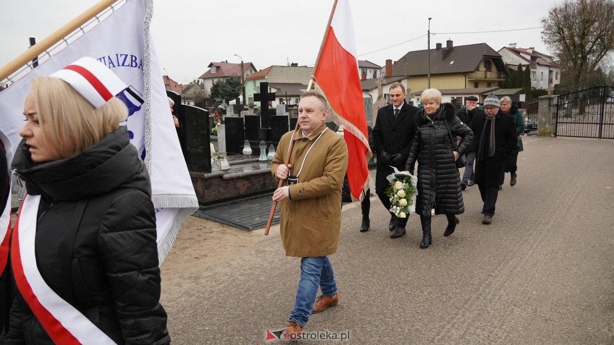 Uroczystość upamiętniająca pierwszą śp. Bronisławę Sawczyn [02.03.2025] - zdjęcie #35 - eOstroleka.pl