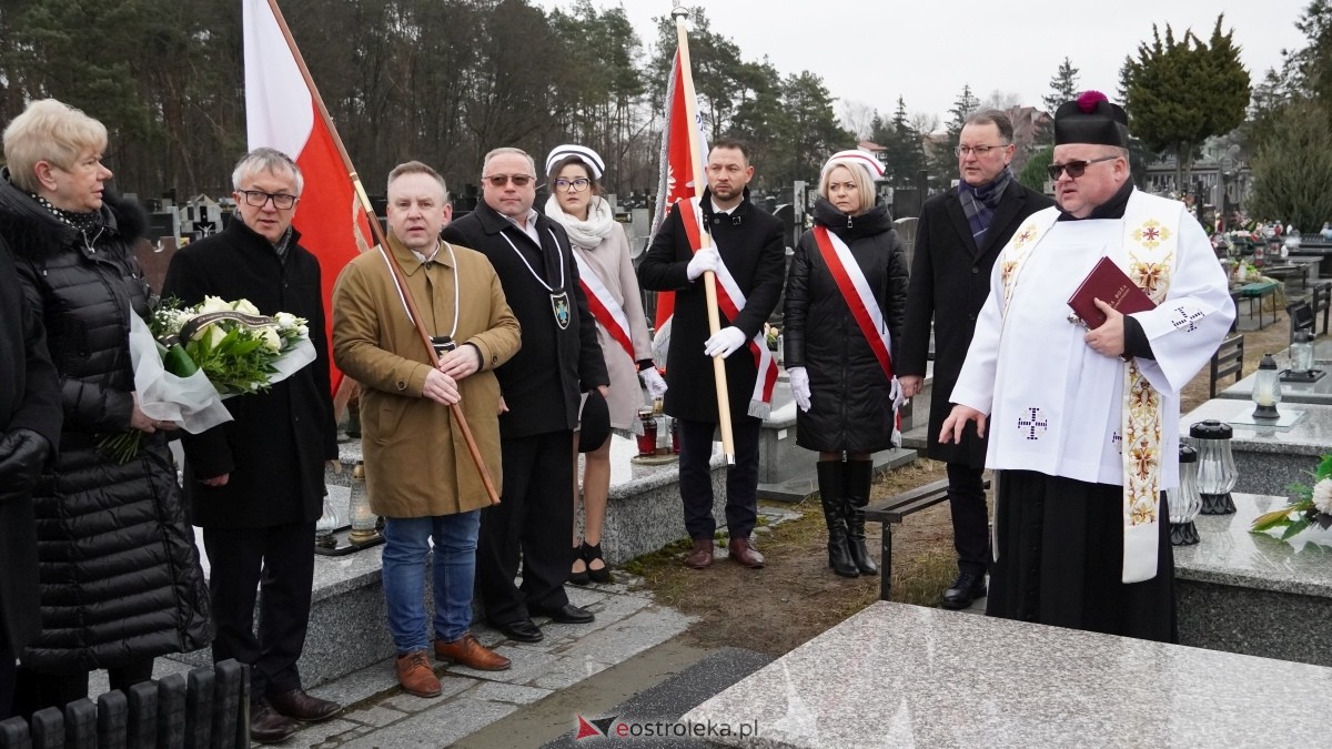 Uroczystość upamiętniająca pierwszą śp. Bronisławę Sawczyn [02.03.2025] - zdjęcie #30 - eOstroleka.pl