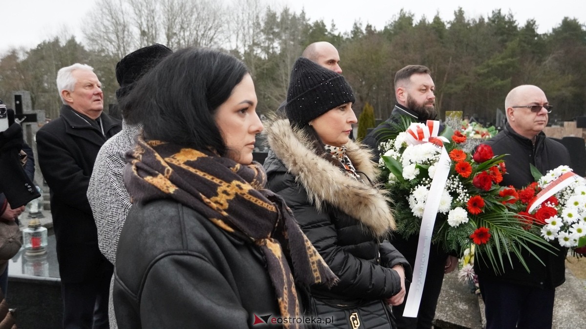 Uroczystość upamiętniająca pierwszą śp. Bronisławę Sawczyn [02.03.2025] - zdjęcie #23 - eOstroleka.pl