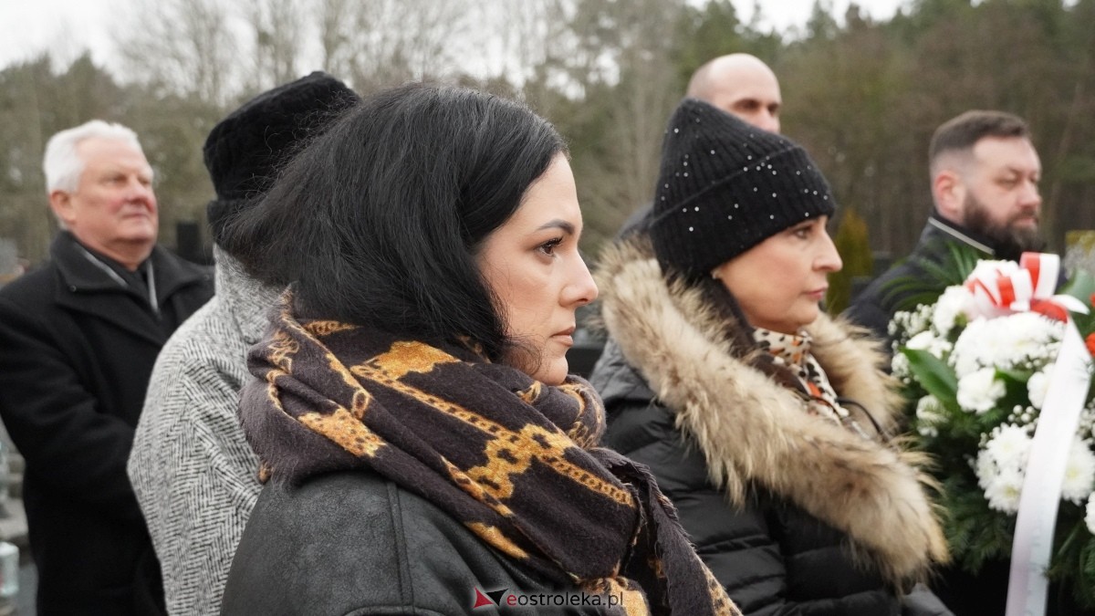 Uroczystość upamiętniająca pierwszą śp. Bronisławę Sawczyn [02.03.2025] - zdjęcie #18 - eOstroleka.pl