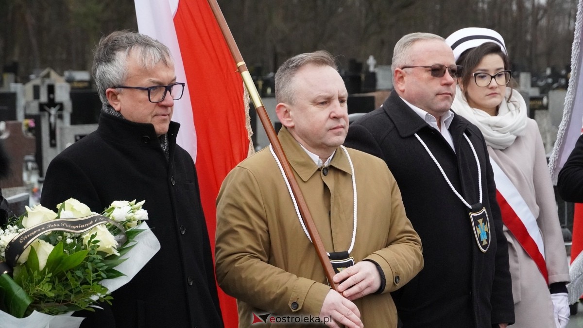 Uroczystość upamiętniająca pierwszą śp. Bronisławę Sawczyn [02.03.2025] - zdjęcie #13 - eOstroleka.pl