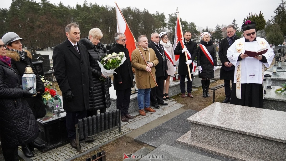 Uroczystość upamiętniająca pierwszą śp. Bronisławę Sawczyn [02.03.2025] - zdjęcie #8 - eOstroleka.pl
