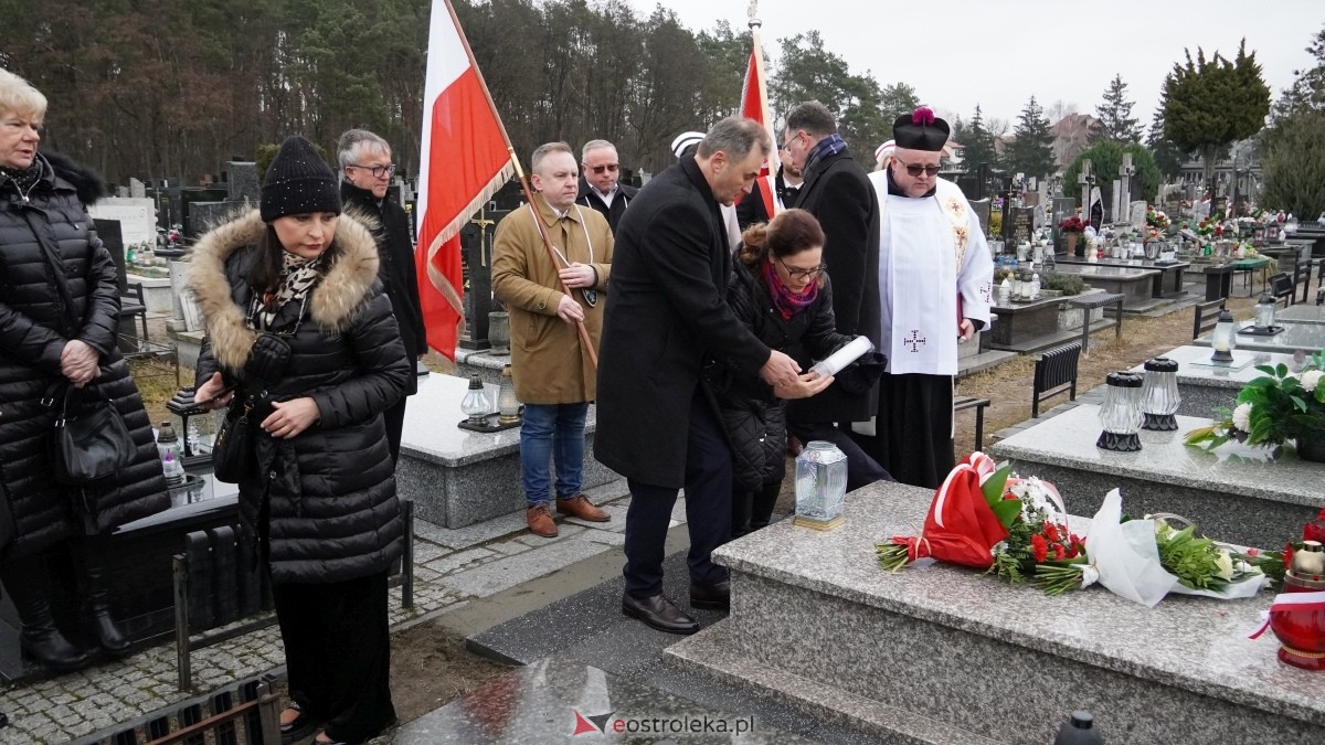 Uroczystość upamiętniająca pierwszą śp. Bronisławę Sawczyn [02.03.2025] - zdjęcie #1 - eOstroleka.pl
