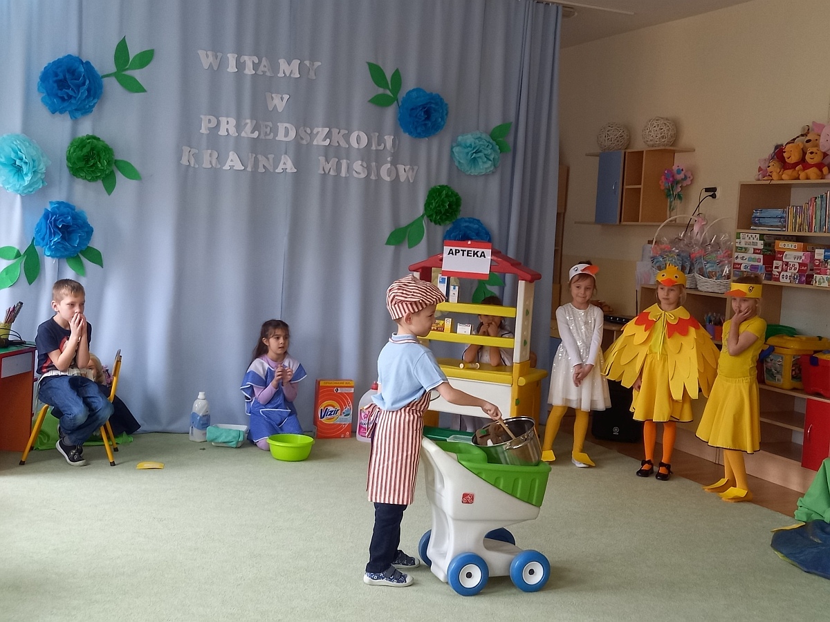Dzień otwarty w Przedszkolu Miejskim nr 17 Kraina Misiów [27.02.2025] - zdjęcie #6 - eOstroleka.pl