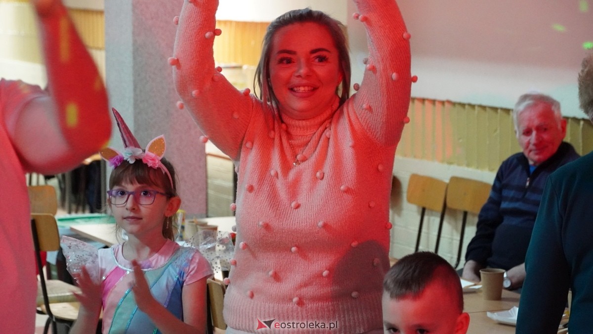 Bal karnawałowy na osiedlu Starosty Kosa [04.03.2025] - zdjęcie #41 - eOstroleka.pl