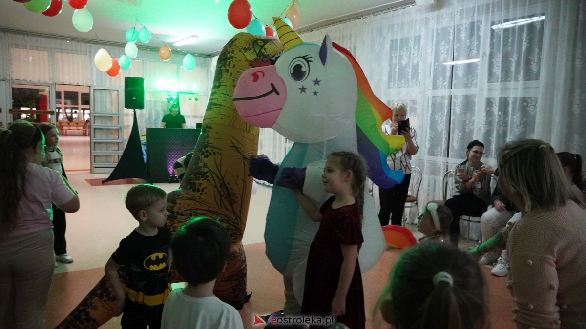Bal karnawałowy na osiedlu Starosty Kosa [04.03.2025] - zdjęcie #7 - eOstroleka.pl