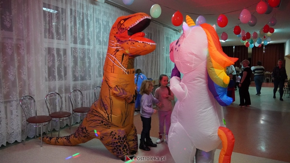 Bal karnawałowy na osiedlu Starosty Kosa [04.03.2025] - zdjęcie #3 - eOstroleka.pl