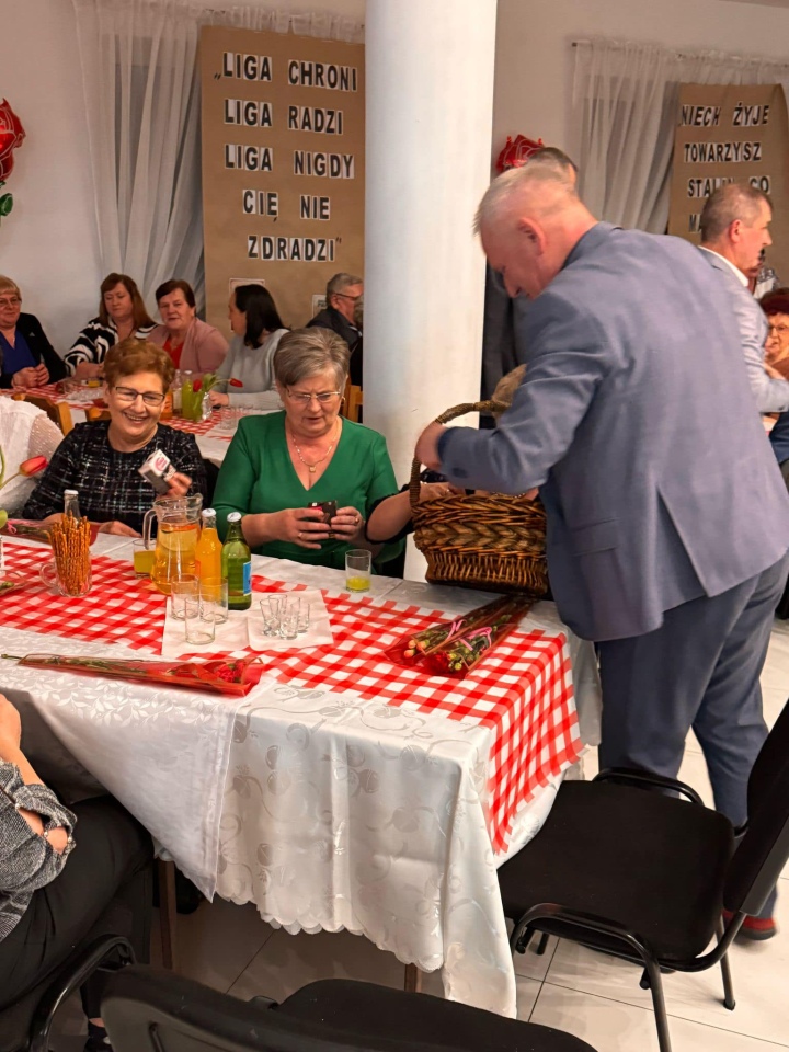 Gminny Dzień Kobiet Baranowo 2025 [02.03.2025] - zdjęcie #35 - eOstroleka.pl