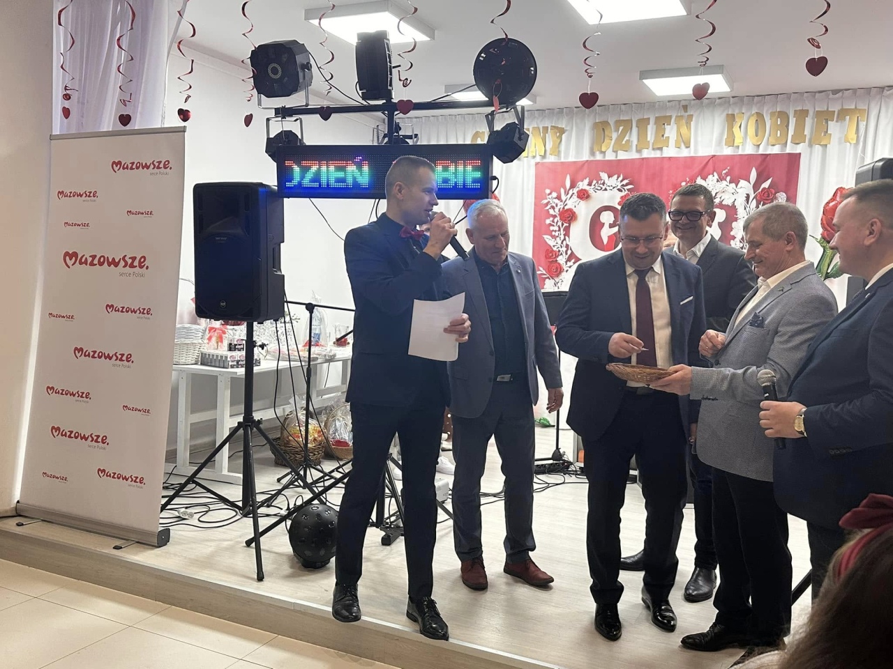 Gminny Dzień Kobiet Baranowo 2025 [02.03.2025] - zdjęcie #24 - eOstroleka.pl