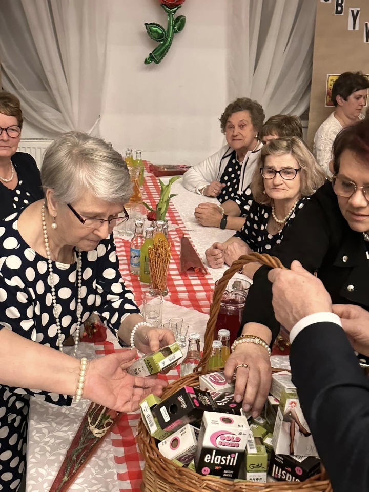 Gminny Dzień Kobiet Baranowo 2025 [02.03.2025] - zdjęcie #5 - eOstroleka.pl