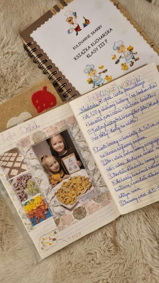 Książka kucharska uczniów SP 10 w Ostrołęce - zdjęcie #41 - eOstroleka.pl