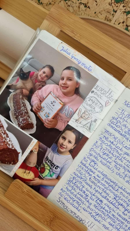 Książka kucharska uczniów SP 10 w Ostrołęce - zdjęcie #28 - eOstroleka.pl