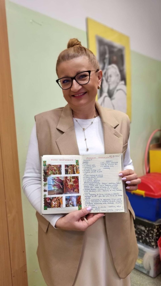 Książka kucharska uczniów SP 10 w Ostrołęce - zdjęcie #9 - eOstroleka.pl