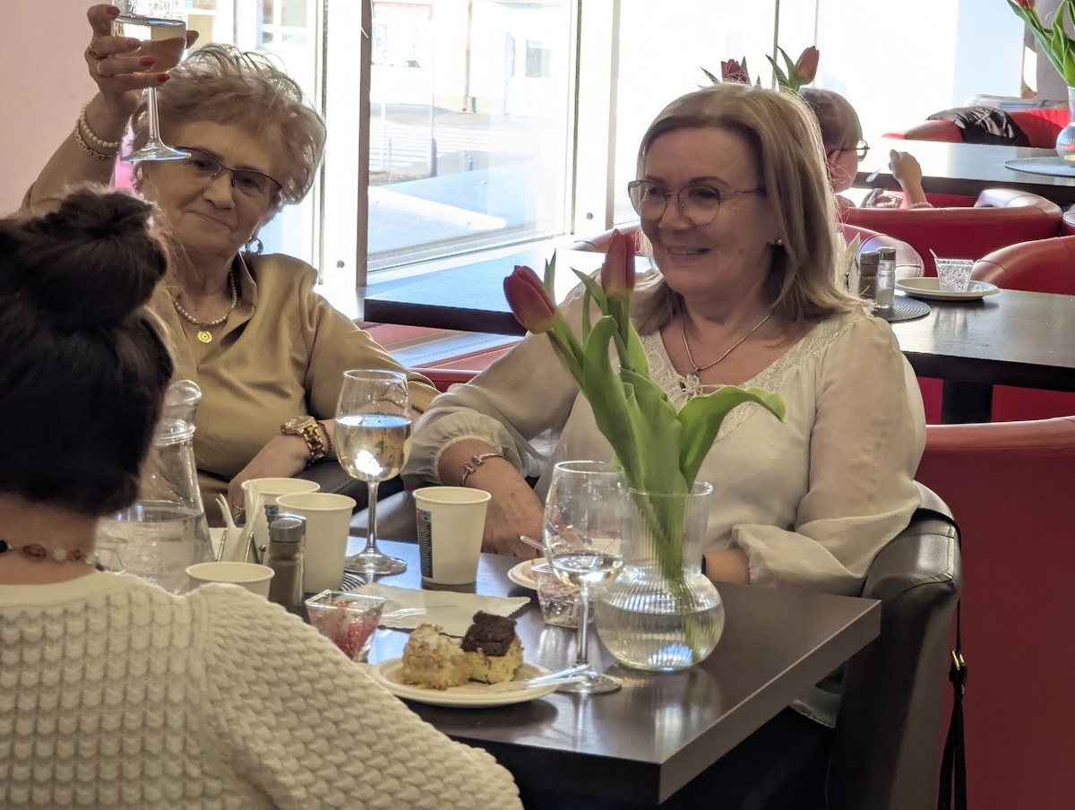 Międzypokoleniowy Dzień Kobiet w Ostrołęce [07.03.2025] - zdjęcie #43 - eOstroleka.pl