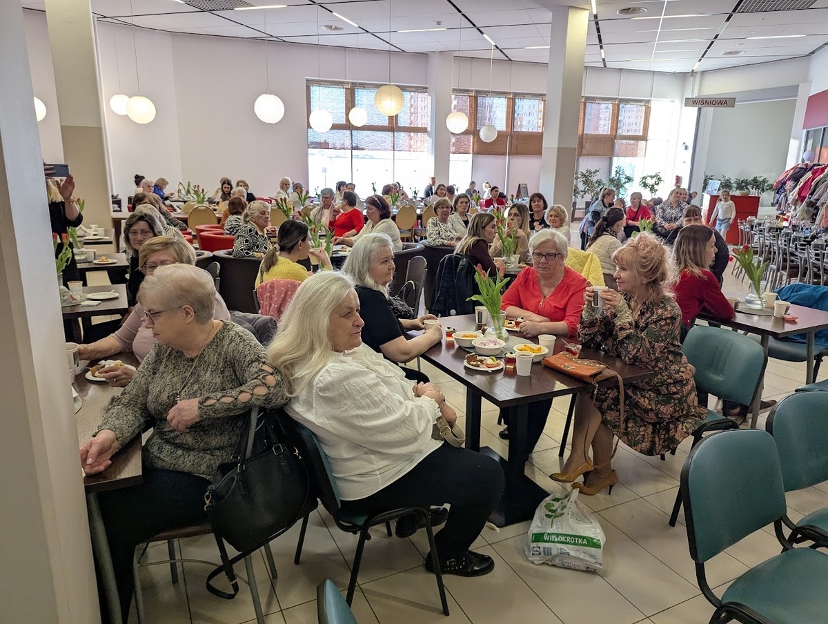Międzypokoleniowy Dzień Kobiet w Ostrołęce [07.03.2025] - zdjęcie #37 - eOstroleka.pl