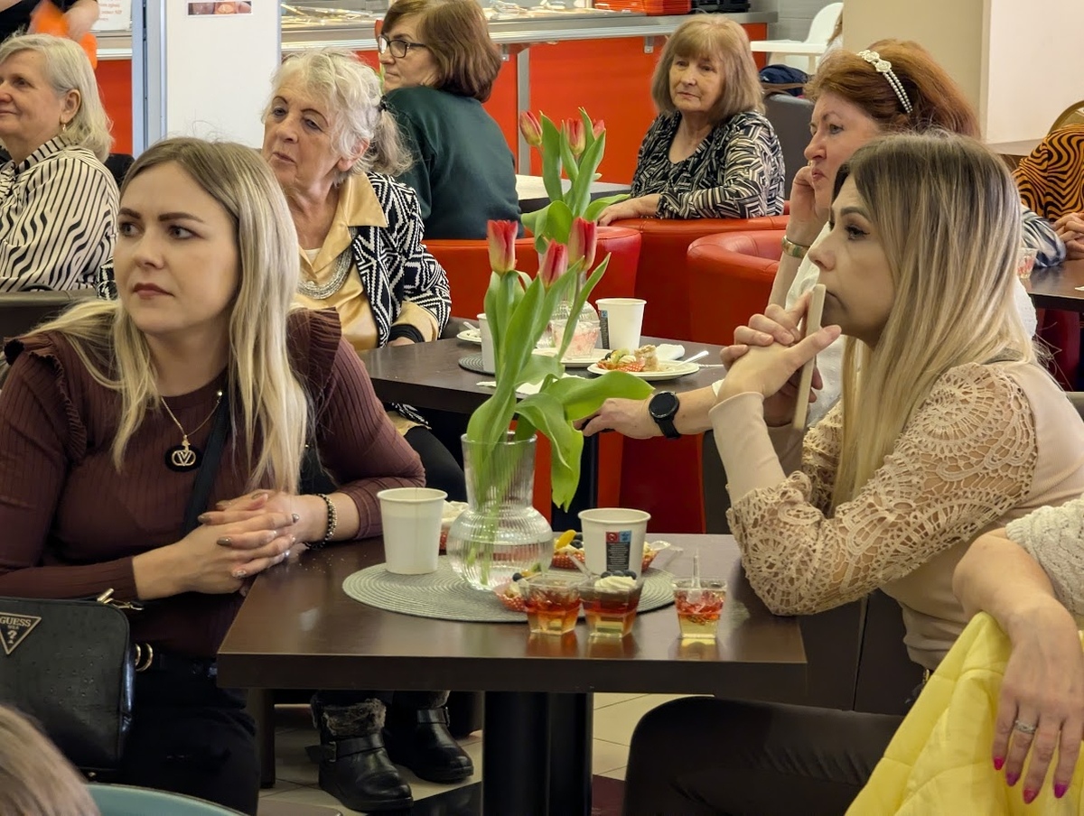 Międzypokoleniowy Dzień Kobiet w Ostrołęce [07.03.2025] - zdjęcie #26 - eOstroleka.pl