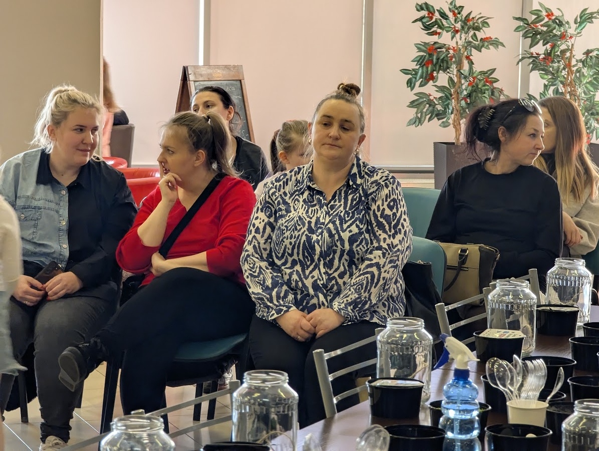 Międzypokoleniowy Dzień Kobiet w Ostrołęce [07.03.2025] - zdjęcie #24 - eOstroleka.pl