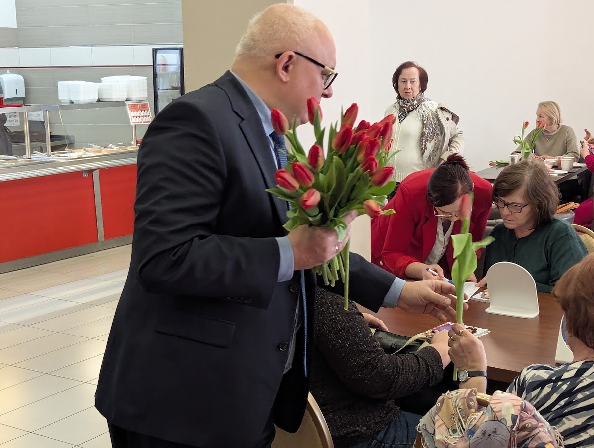 Międzypokoleniowy Dzień Kobiet w Ostrołęce [07.03.2025] - zdjęcie #20 - eOstroleka.pl