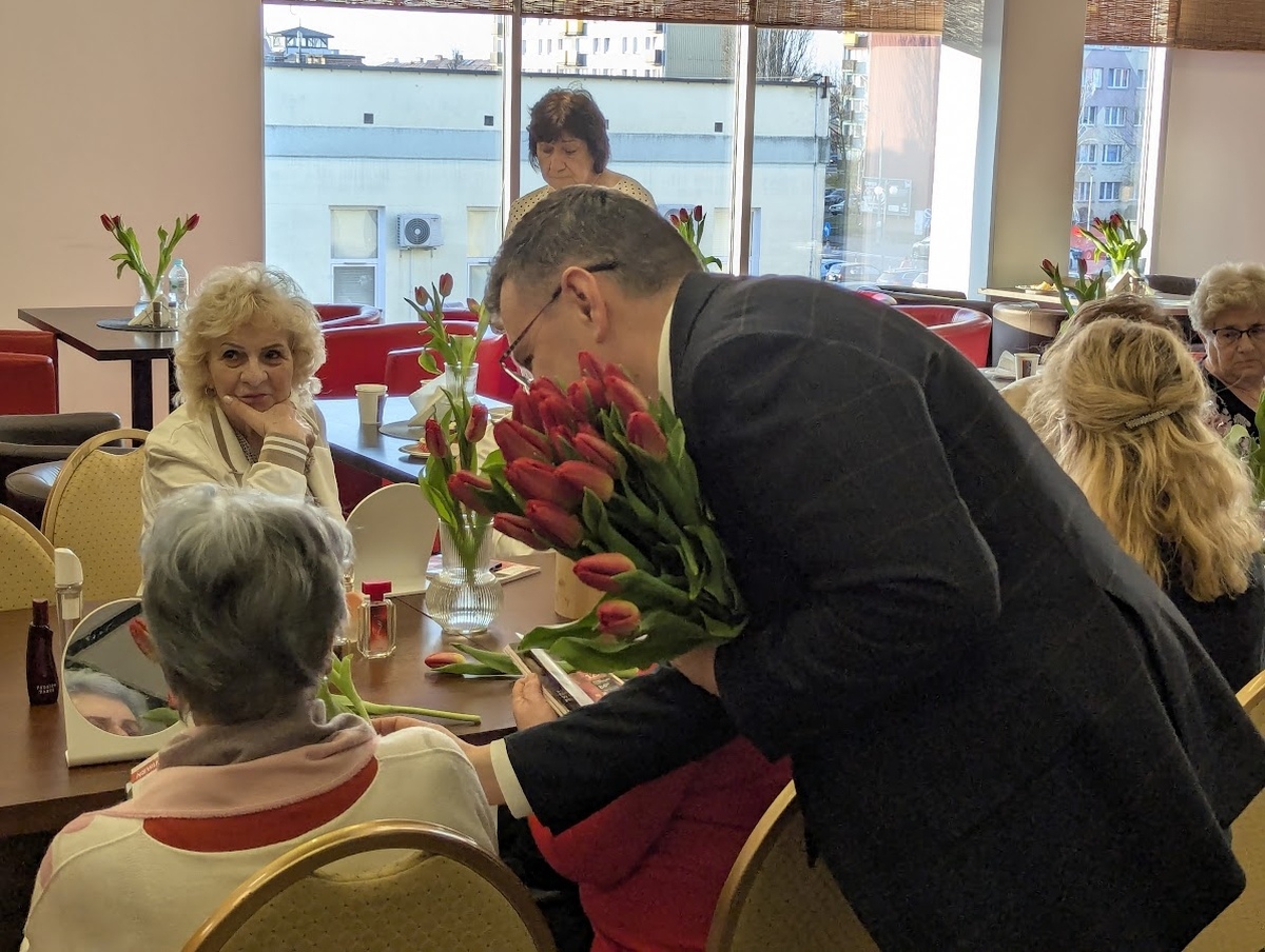 Międzypokoleniowy Dzień Kobiet w Ostrołęce [07.03.2025] - zdjęcie #19 - eOstroleka.pl