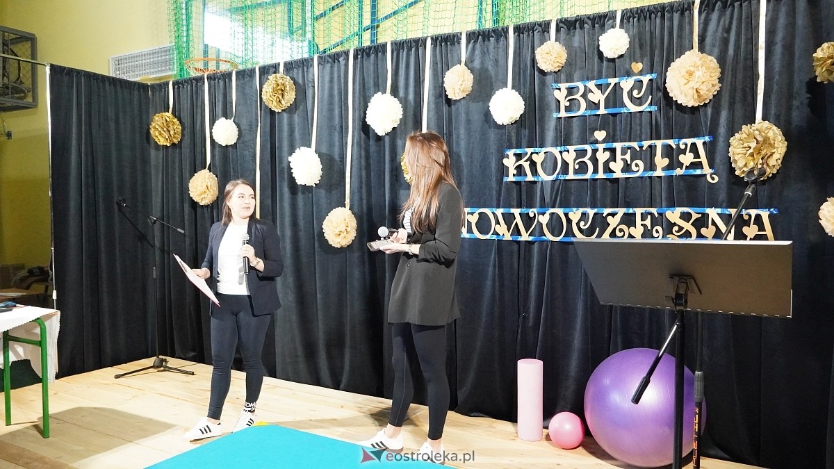 Być kobietą nowoczesną w ZSP w Troszynie [08.03.2025] - zdjęcie #53 - eOstroleka.pl