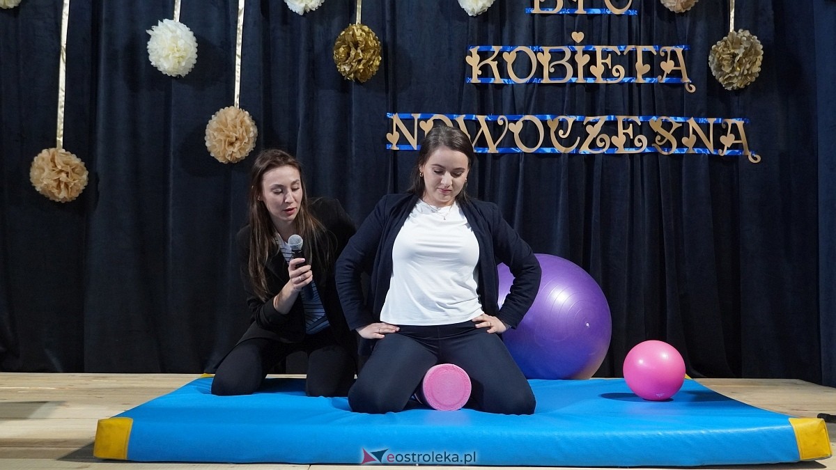 Być kobietą nowoczesną w ZSP w Troszynie [08.03.2025] - zdjęcie #45 - eOstroleka.pl