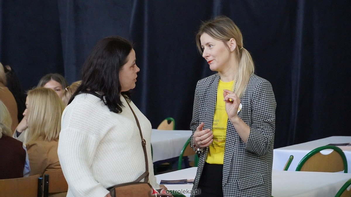 Być kobietą nowoczesną w ZSP w Troszynie [08.03.2025] - zdjęcie #35 - eOstroleka.pl