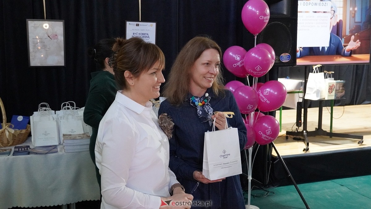 Być kobietą nowoczesną w ZSP w Troszynie [08.03.2025] - zdjęcie #30 - eOstroleka.pl