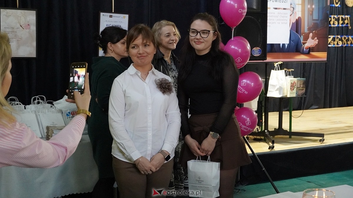 Być kobietą nowoczesną w ZSP w Troszynie [08.03.2025] - zdjęcie #21 - eOstroleka.pl