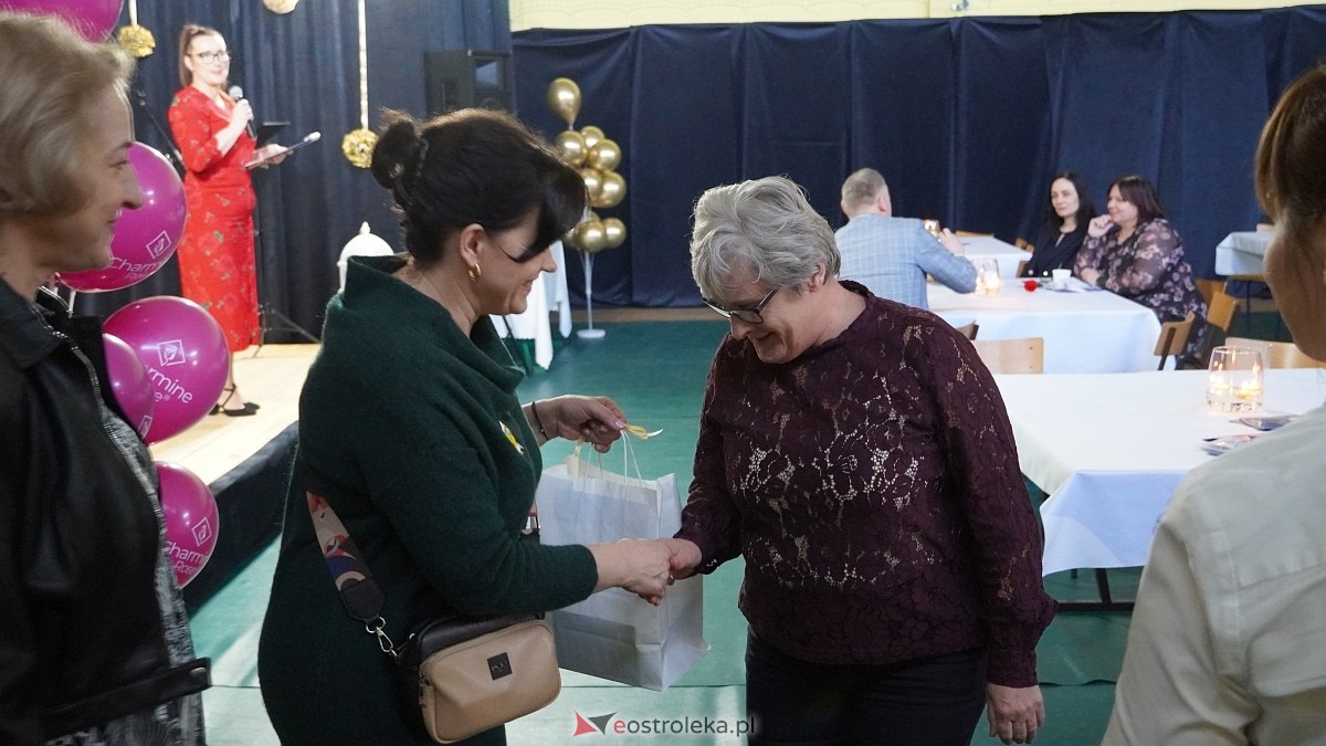 Być kobietą nowoczesną w ZSP w Troszynie [08.03.2025] - zdjęcie #3 - eOstroleka.pl